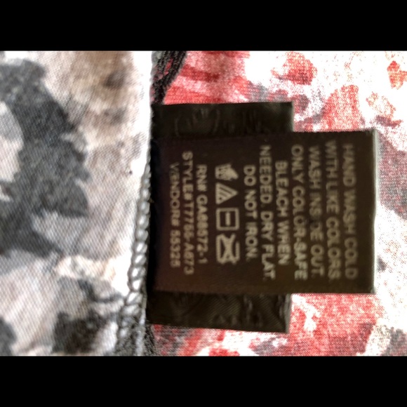 Women’s DAYTRIP Embellished Animal Print Top - Picture 7 of 8